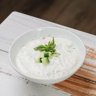 Cucumber Yogurt Sauce (Tzatziki)