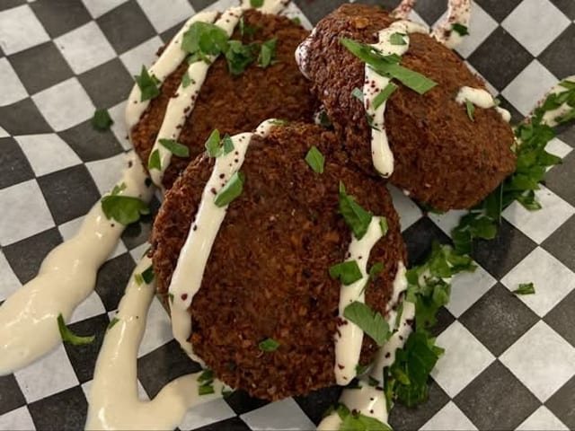 Falafel (6).